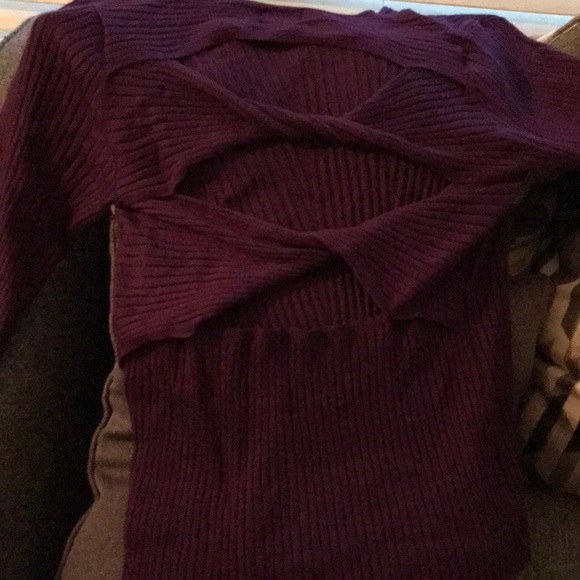 FUTURE COLLECTIVE Twist Open Back Pullover Knit Sweater Kahlana Barfield - Picture 1 of 3